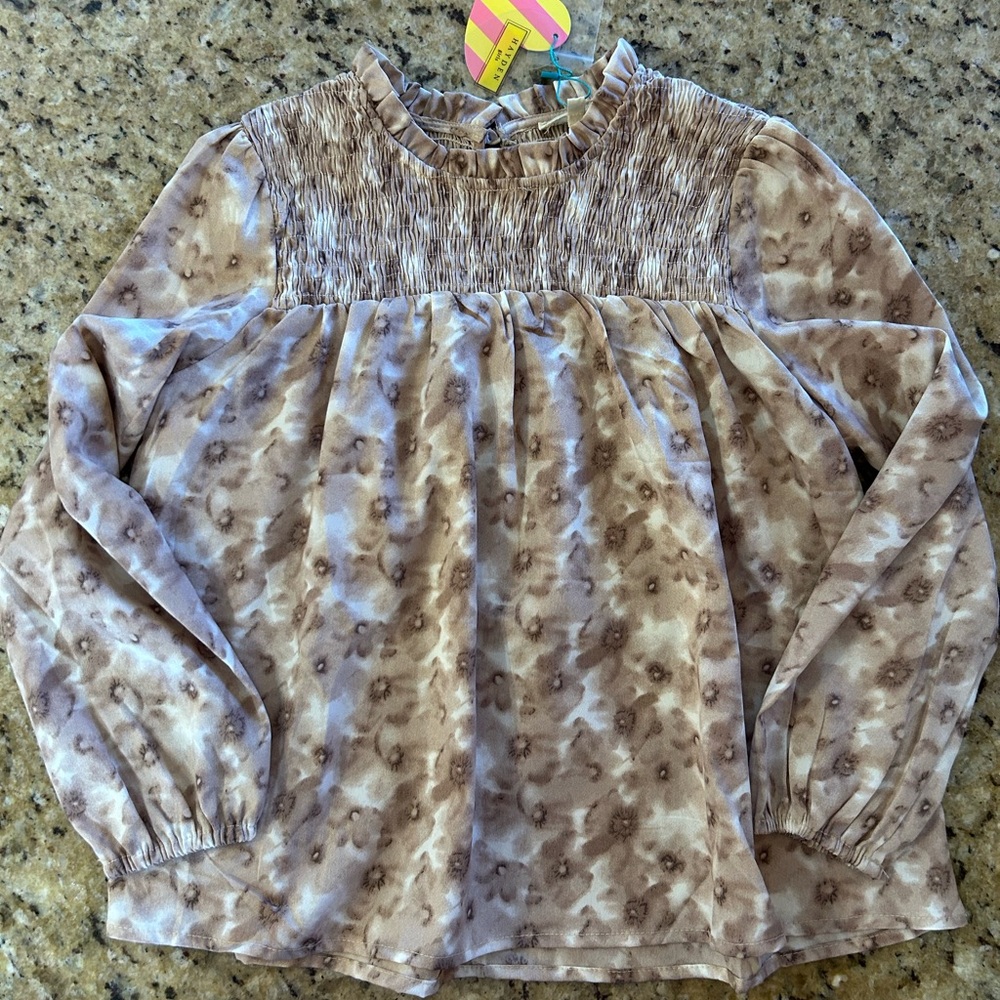 NWT Hayden Girls YM Brown Patterned Blouse